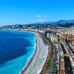 Vue aérienne de la plage de Nice